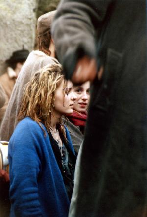 kate,claire,stonehenge