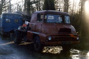 579eyu,ford,thames,trader,