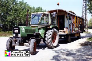 esj1274,fendt,roulotte,arles