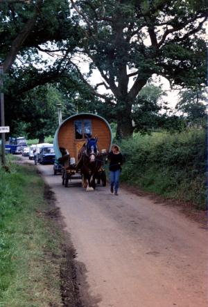 bowtop,glastonbury